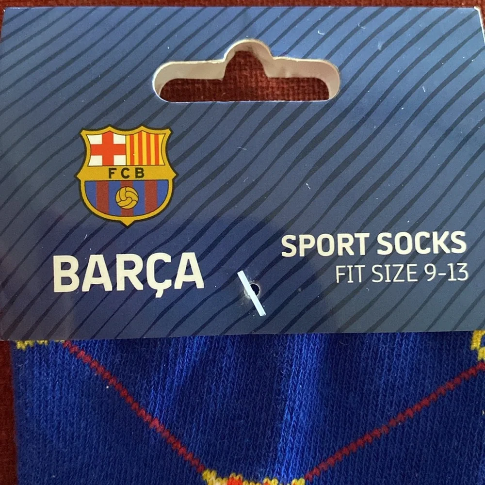 🆕MACCABI ART: BARCA- FC Barcelona Soccer/Futbol Team Logo Socks Mens Sz 9-13